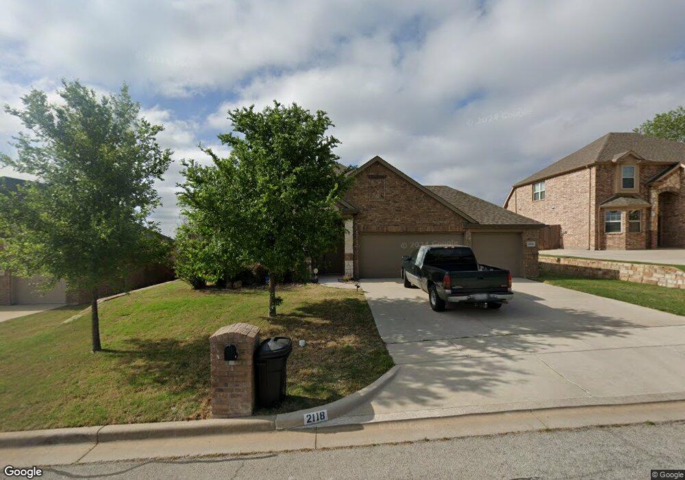 2118 Lorrie Ln, Weatherford, TX 76087 - photo 1