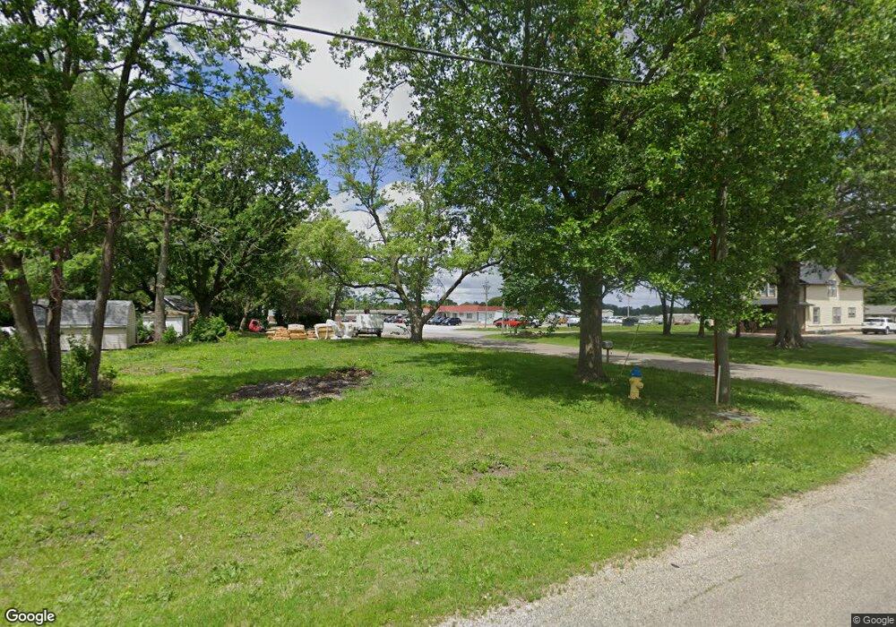 1 Wilton Ct, Mattoon, IL 61938 - photo 1