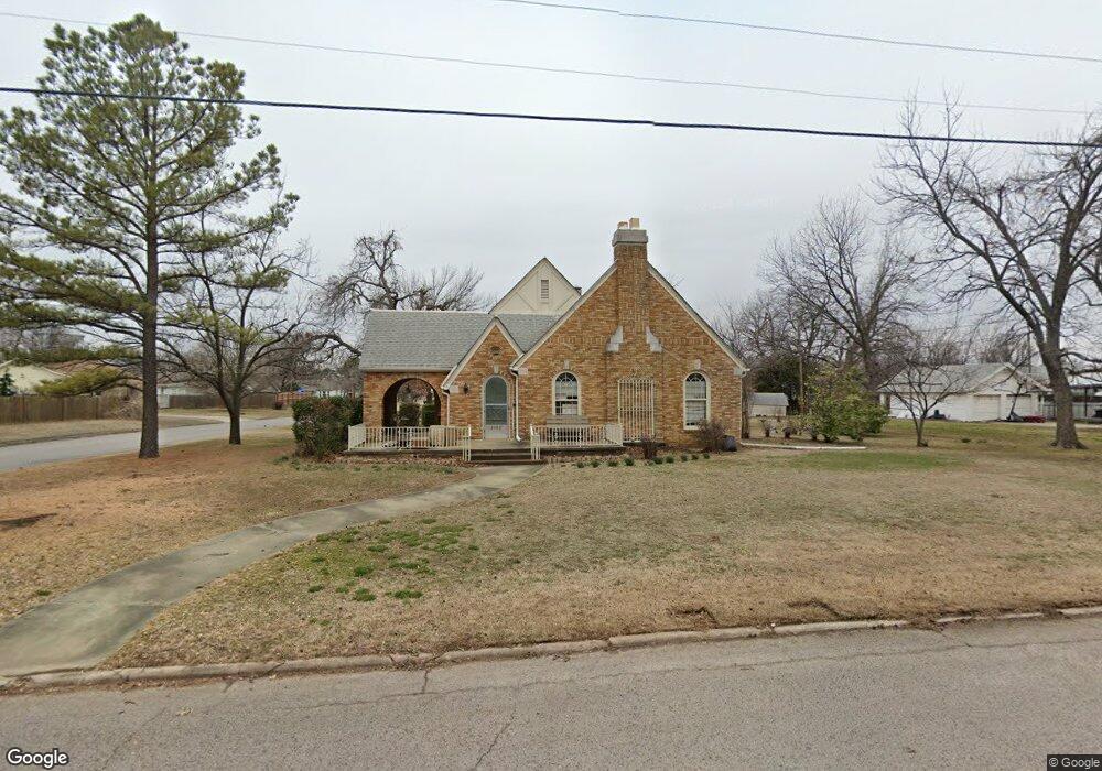 2102 N Beard St, Shawnee, OK 74804 - photo 1