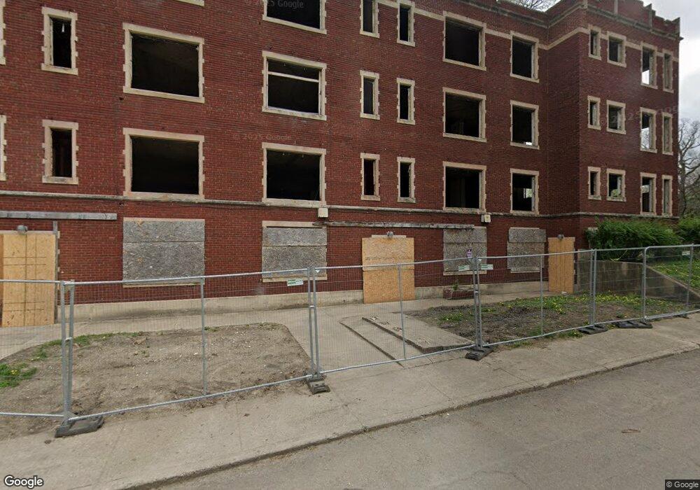 330 W 12th St, Anderson, IN 46016 - photo 1