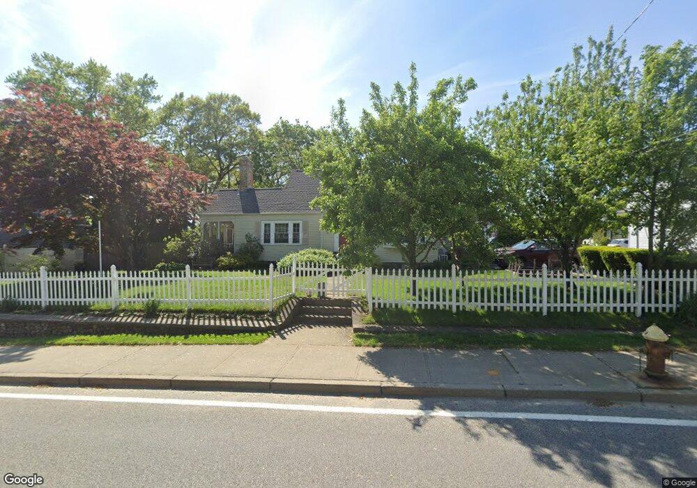 2147 Cranston St, Cranston, RI 02920 - photo 1