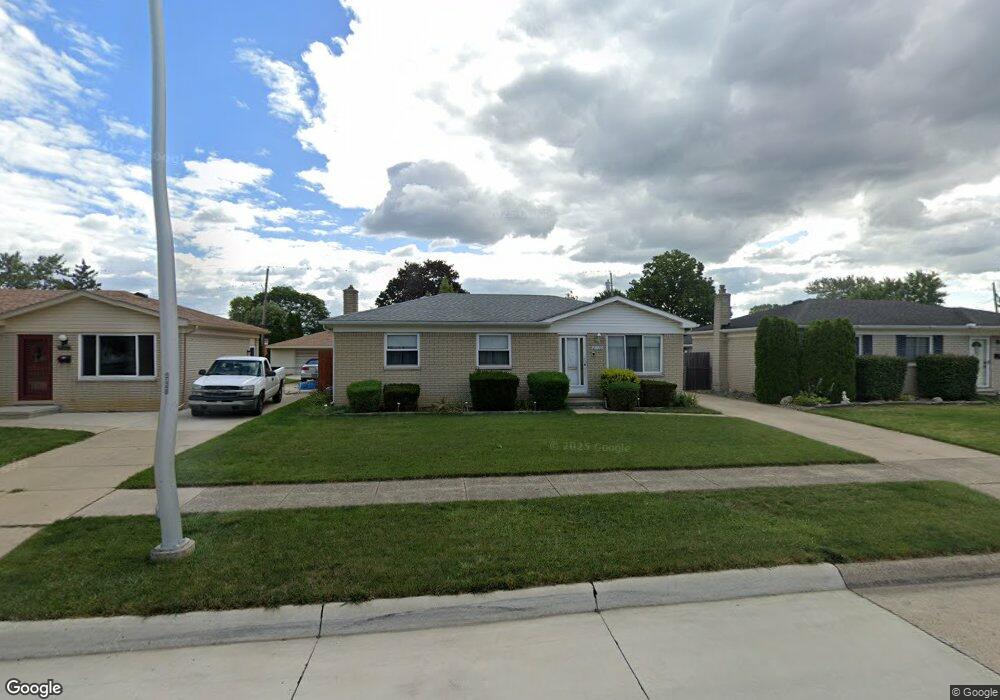 27190 Perry St, Roseville, MI 48066 - photo 1