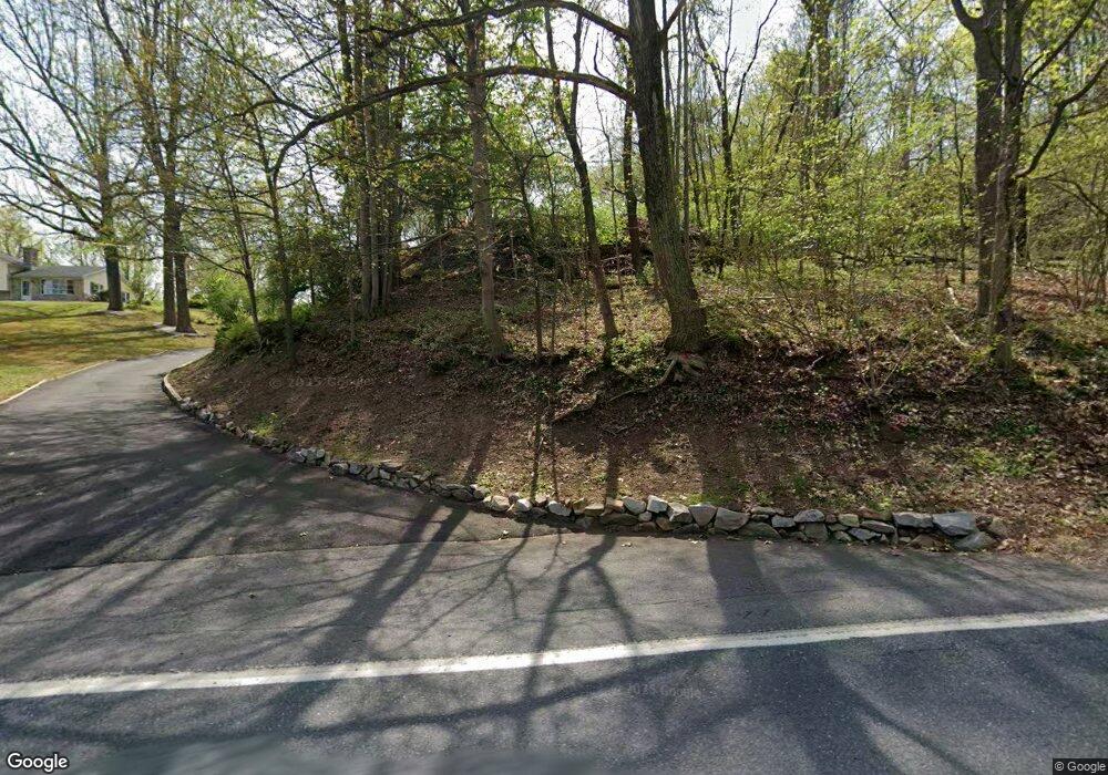 380 Pheasant Rd, Reading, PA 19607 - photo 1