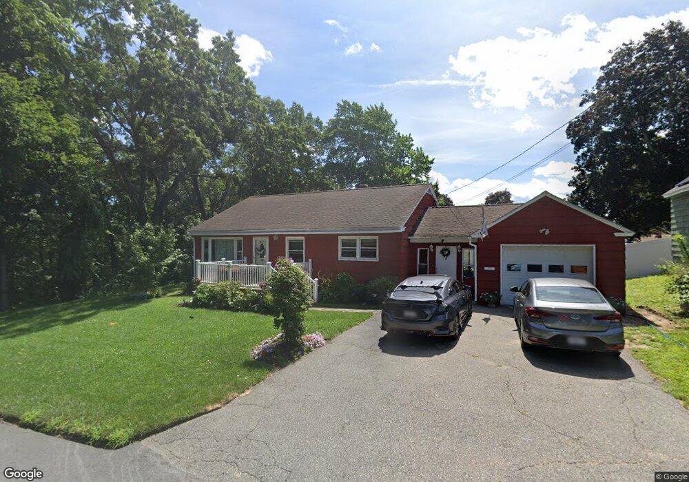 8 Standish Rd, Lawrence, MA 01843 - photo 1