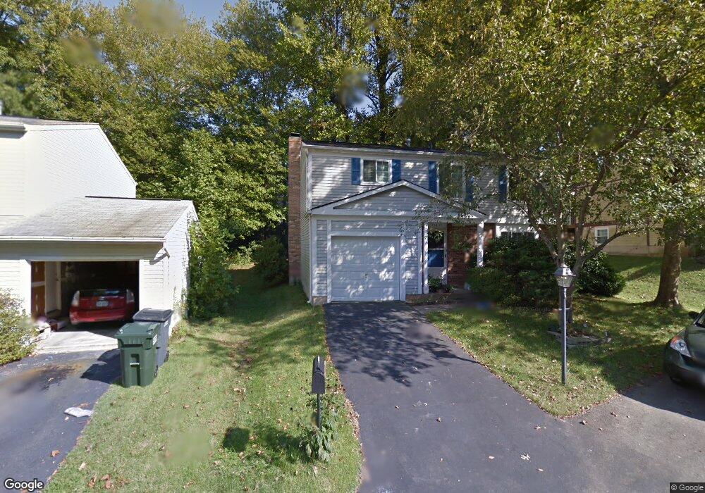 9105 Hunting Pines Place, Fairfax, VA 22032 - photo 1