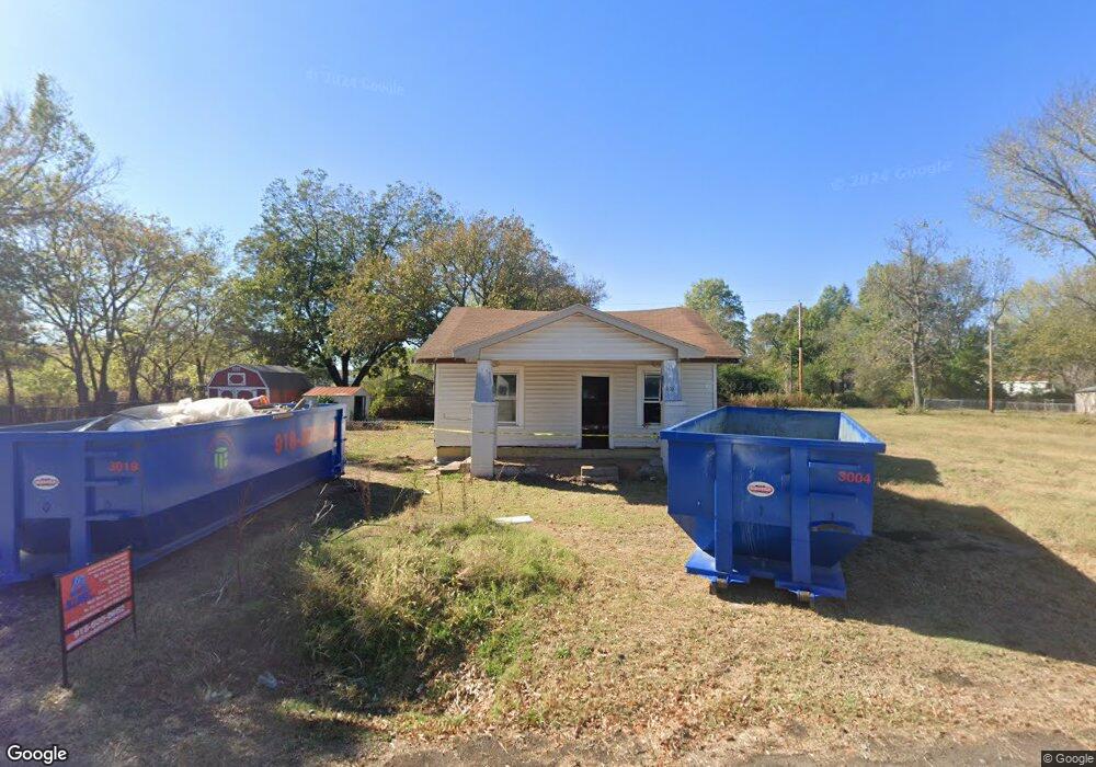 1110 N Griffin Ave, Okmulgee, OK 74447 - photo 1