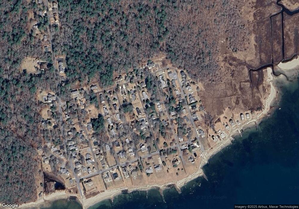 10 Oaklawn Ave unit 10, Mattapoisett, MA 02739 - photo 1