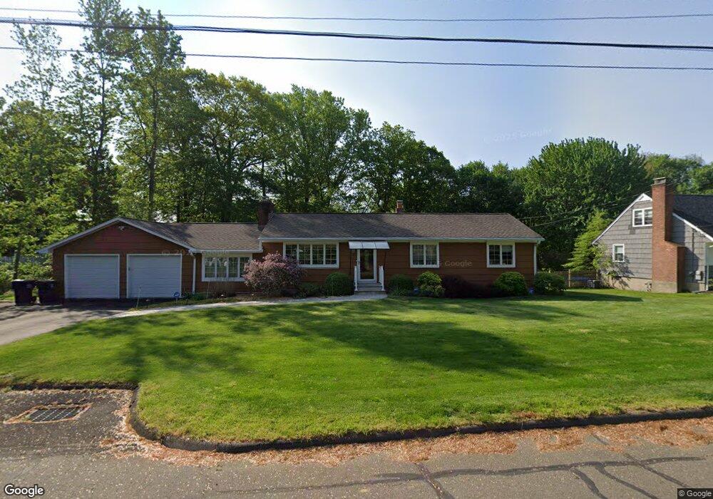 121 Woolsley Ave, Trumbull, CT 06611 - photo 1