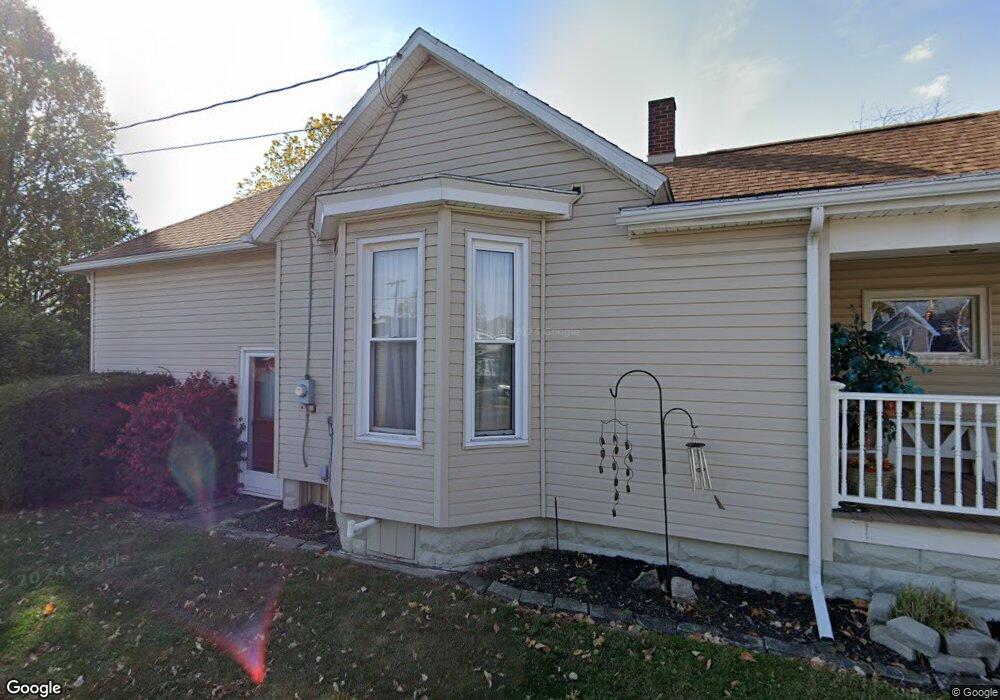 615 E Pearl St, Wapakoneta, OH 45895 - photo 1