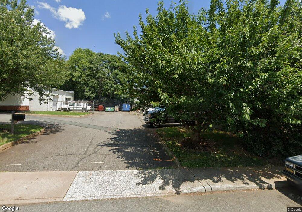 1010 Linden Ave, Charlottesville, VA 22902 - photo 1