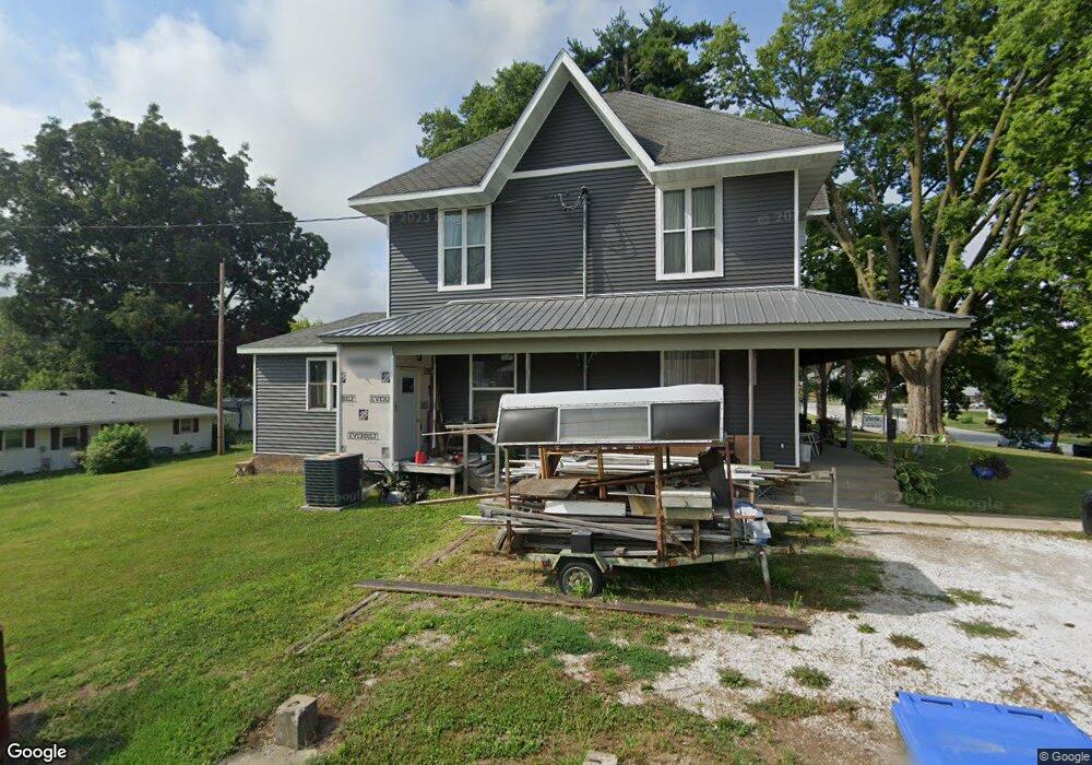 262 S Main St, Virginia, IL 62691 - photo 1