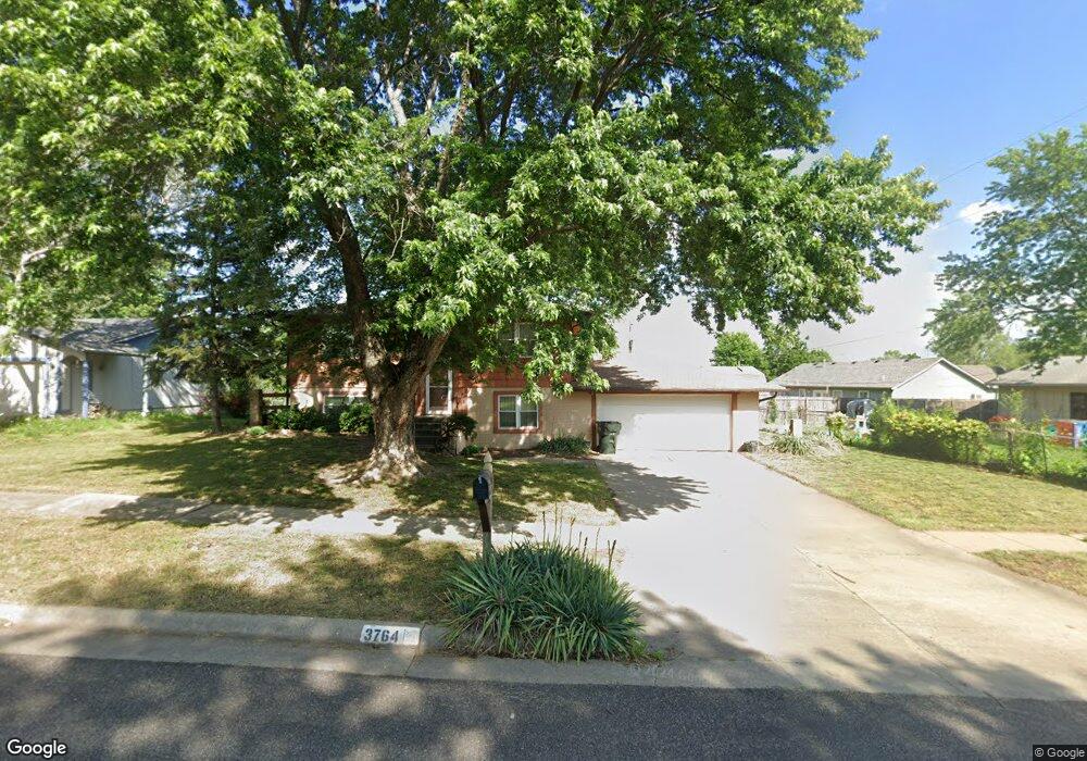 3764 SE Fremont St, Topeka, KS 66609 - photo 1