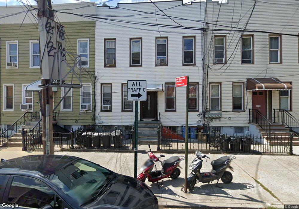 8844 85th St, Woodhaven, NY 11421 - photo 1