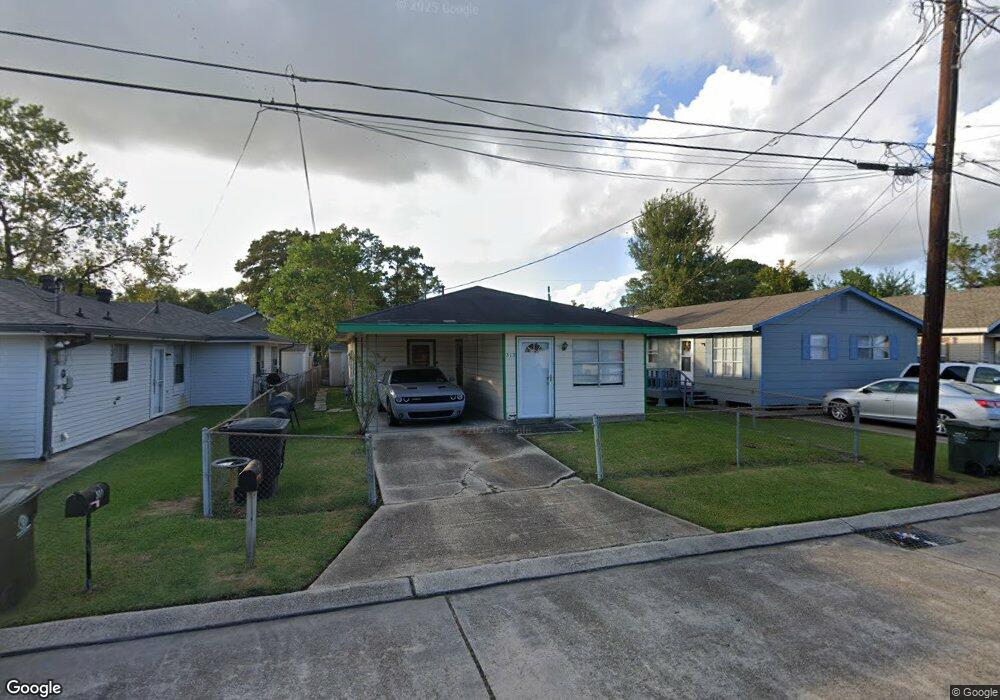 313 Prince Collins St, Houma, LA 70364 - photo 1