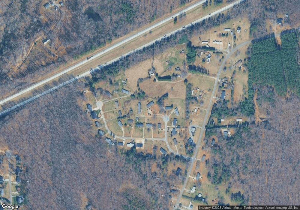 127 Rivergreen Dr, Statesville, NC 28625 - photo 1