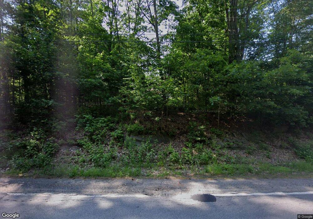 69 Stonehenge Rd, Londonderry, NH 03053 - photo 1