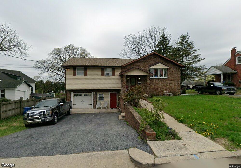 3602 Oak St, Reading, PA 19605 - photo 1