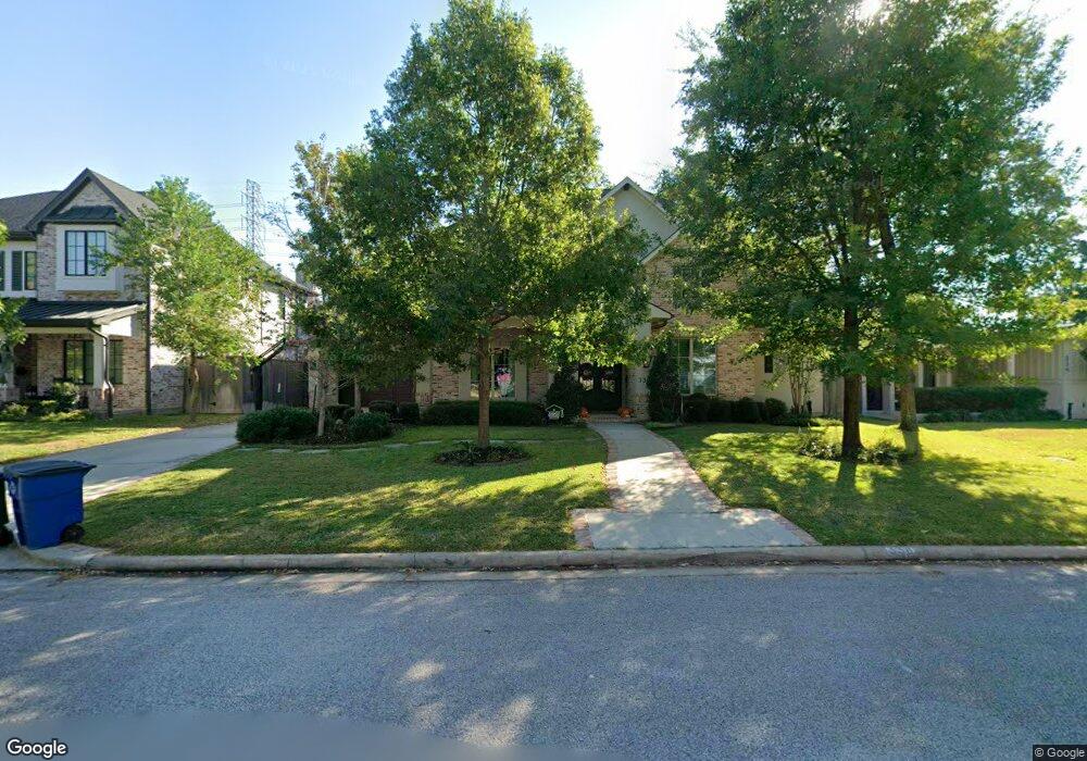 338 Wycliffe Dr, Houston, TX 77079 - photo 1