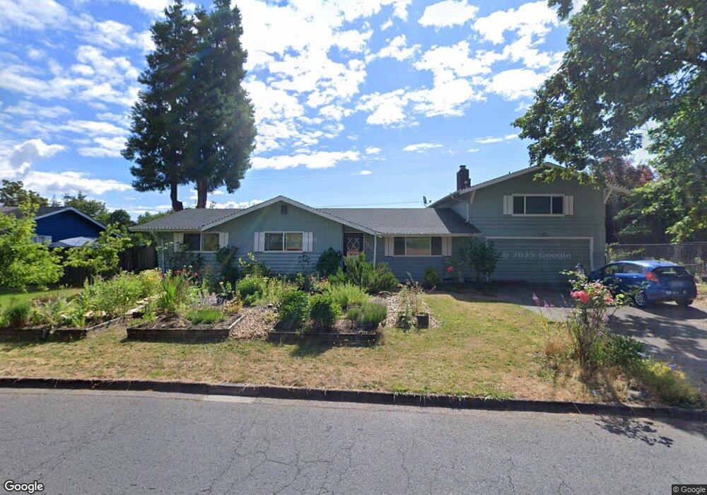 1433 Tamarack St, Springfield, OR 97477 - photo 1