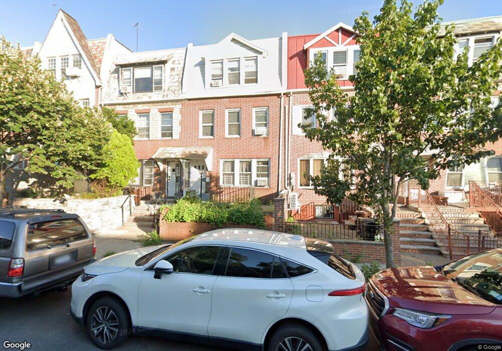 2062 33rd St, Astoria, NY 11105 - photo 1