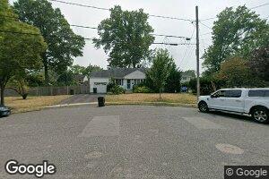 686 Victoria Ave, Paramus, NJ 07652