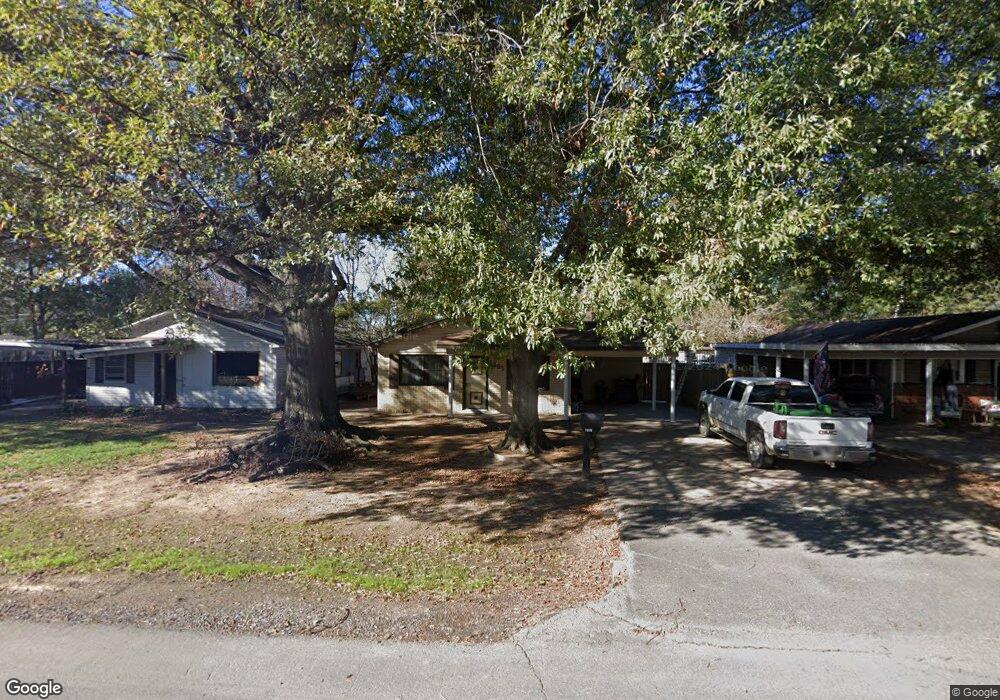 1306 S Vine St, Stuttgart, AR 72160 - photo 1