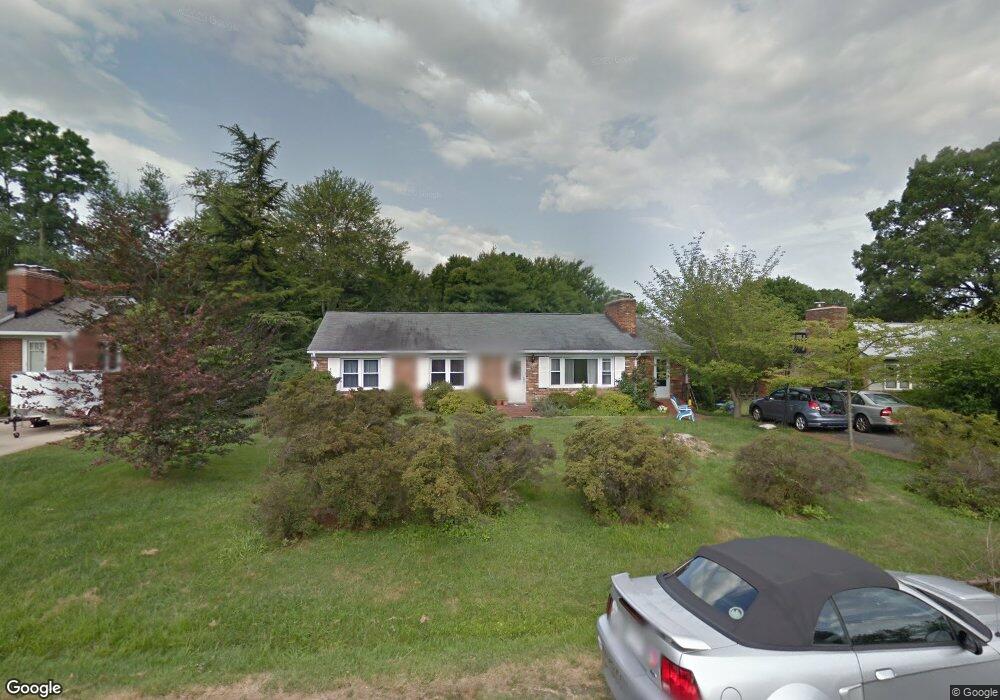 2042 Reynolds St, Falls Church, VA 22043 - photo 1