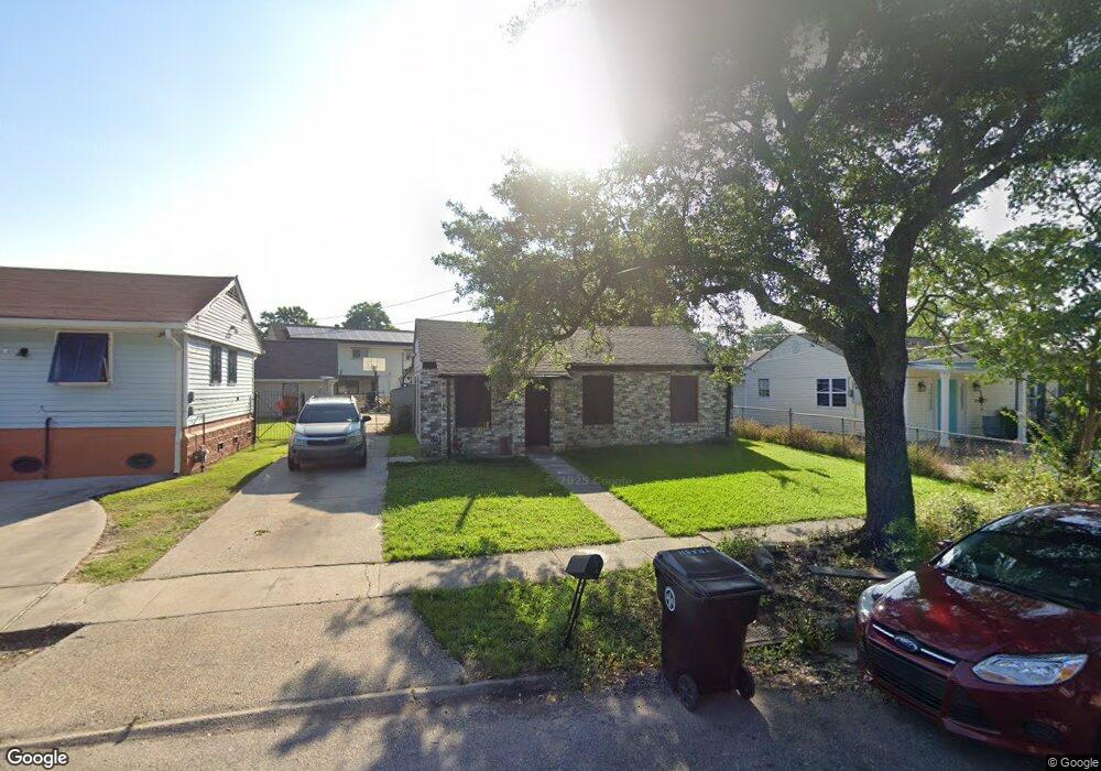 4523 Montegut Dr, New Orleans, LA 70126 - photo 1