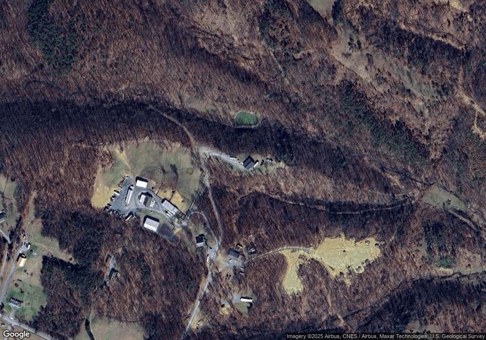 979 Sawmill Rd, Hedgesville, WV 25427 - photo 1