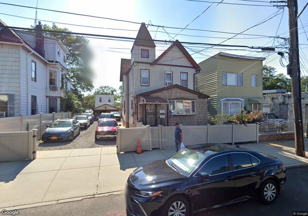 94-16 107th St, Ozone Park, NY 11416 - photo 1