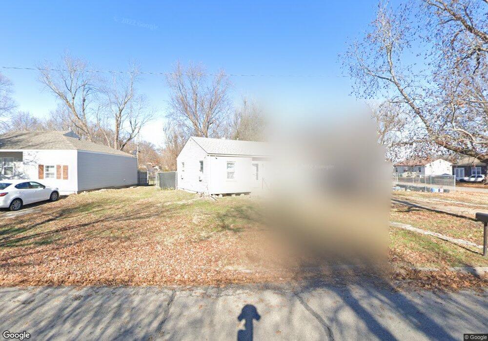 2703 Kimball Ave, Parsons, KS 67357 - photo 1