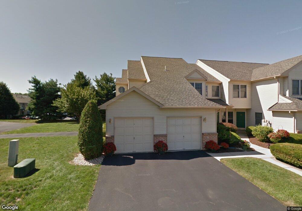 112 Lindfield Cir unit HH112, Macungie, PA 18062 - photo 1