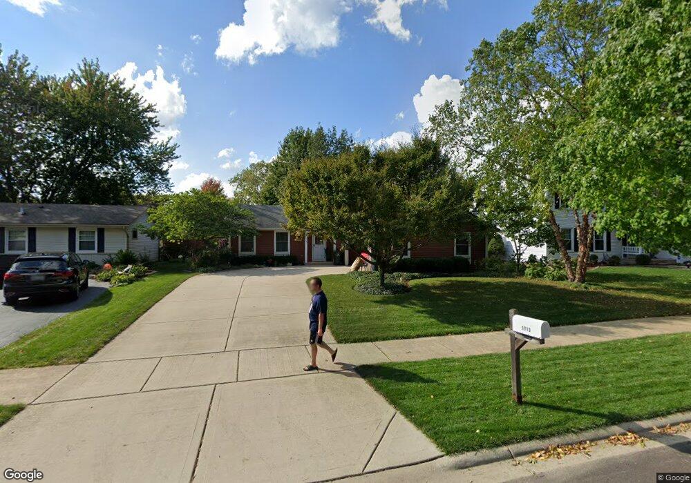 1713 Clyde Dr, Naperville, IL 60565 - photo 1