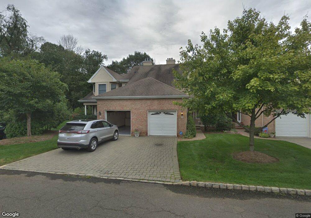 156 Carriage Ct, Allendale, NJ 07401 - photo 1