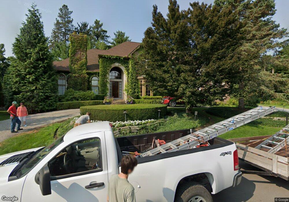 5 Pine Gate Ct, Bloomfield Hills, MI 48304 - photo 1