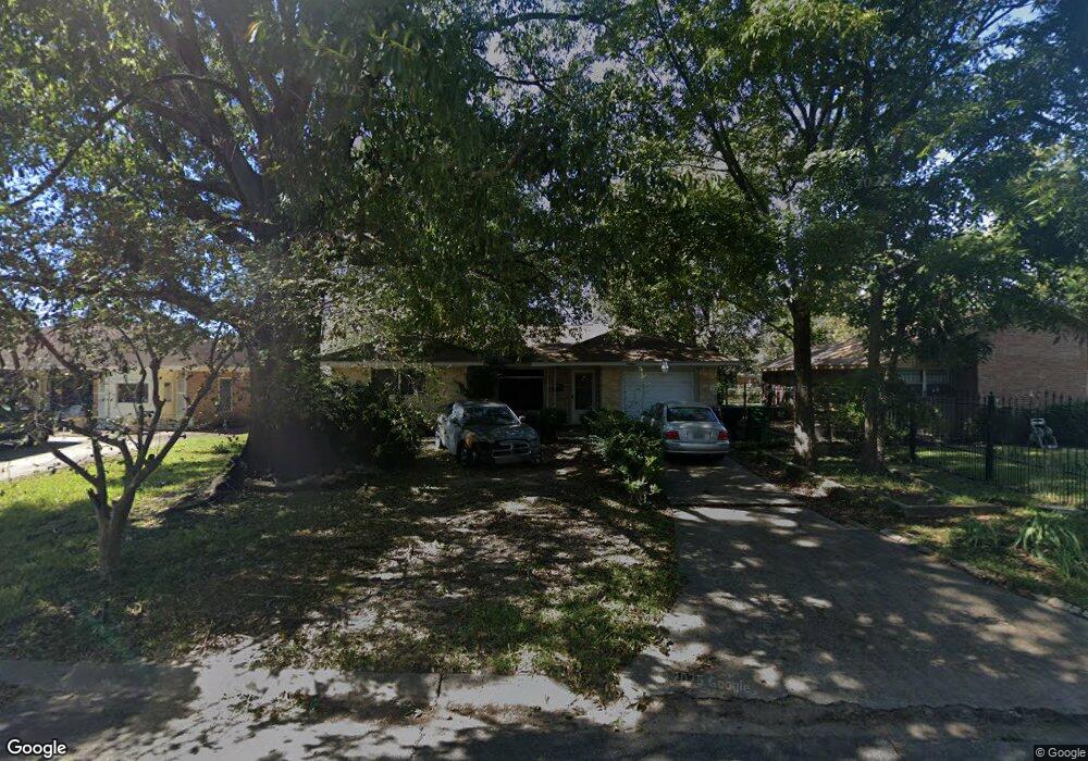 10225 Royal Oaks Dr, Houston, TX 77016 - photo 1