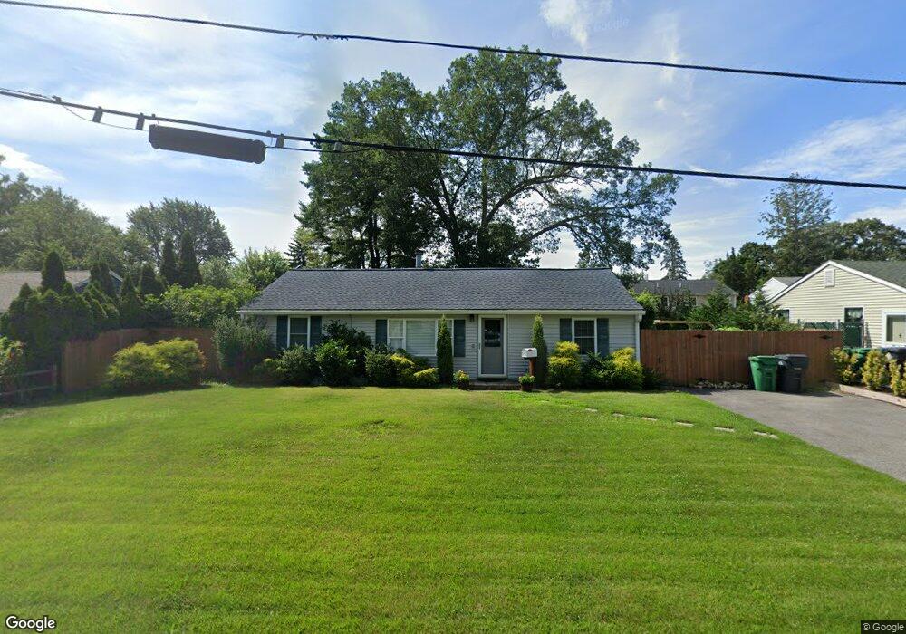 52 Gristmill Rd, Warwick, RI 02889 - photo 1