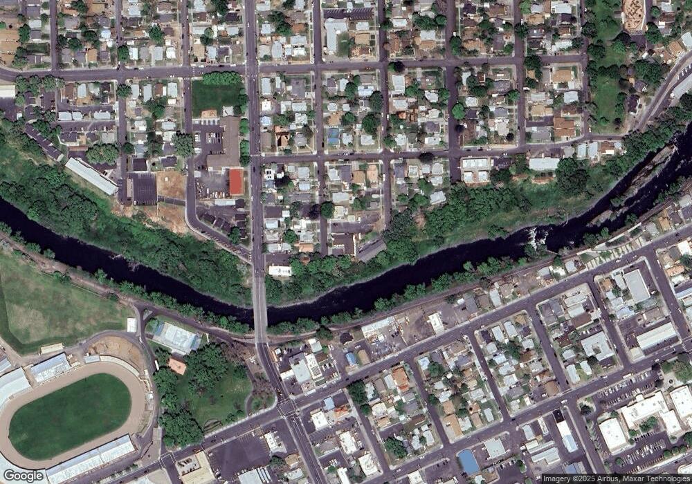 8 NW 9th St, Pendleton, OR 97801 - photo 1