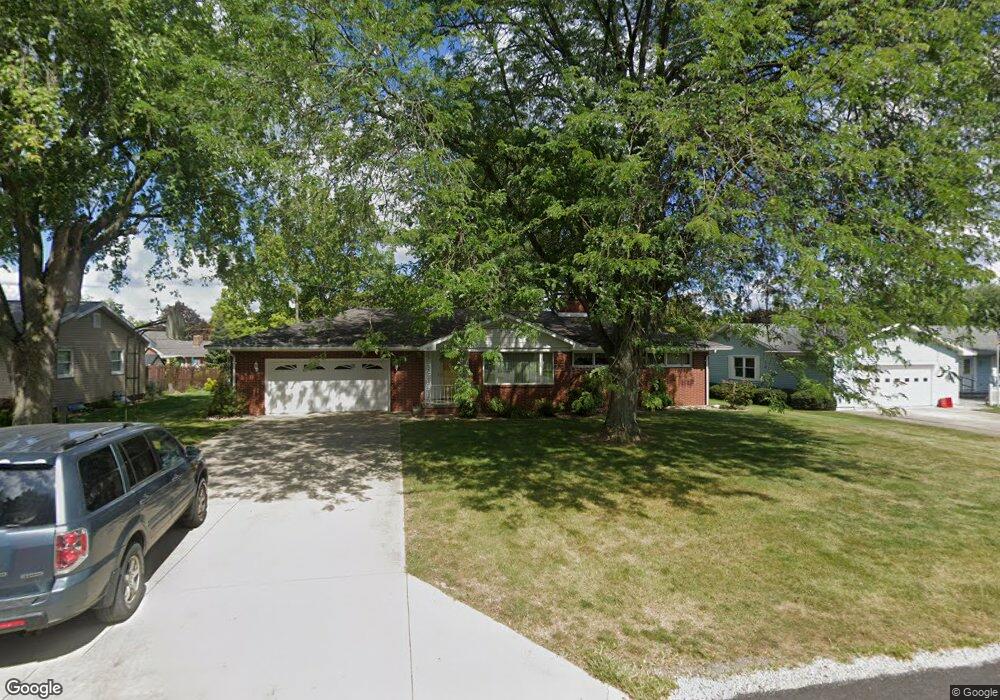 420 Greenview St, Upper Sandusky, OH 43351 - photo 1