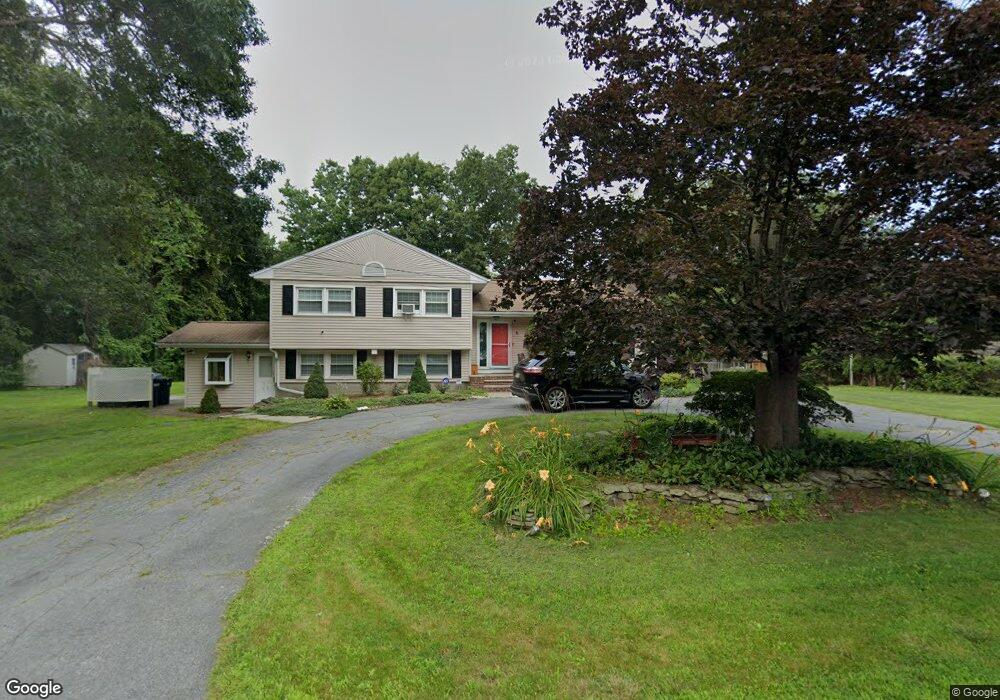 6 Meadow Ln, Salem, NH 03079 - photo 1