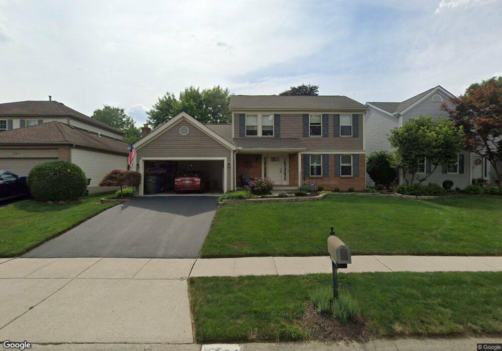 5561 Maleka Ct, Columbus, OH 43235 - photo 1