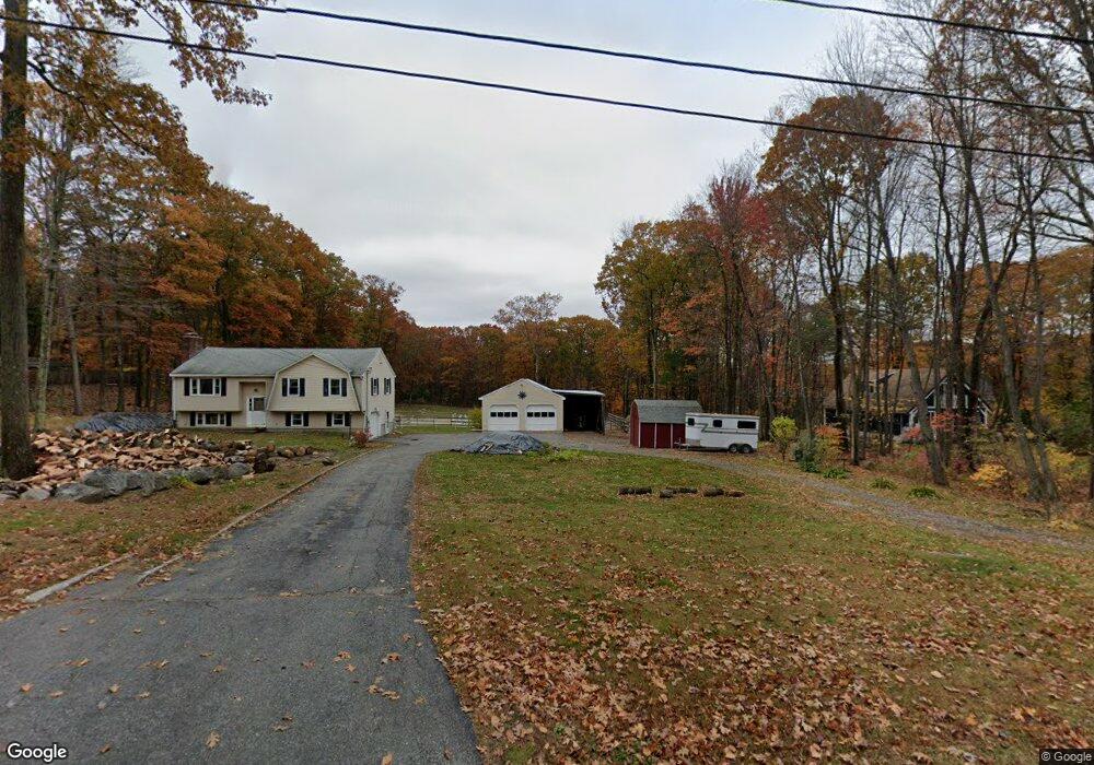 141 Sutton St, Uxbridge, MA 01569 - photo 1