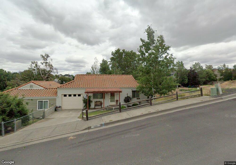 1885 SW Runnion Ln, Pendleton, OR 97801 - photo 1