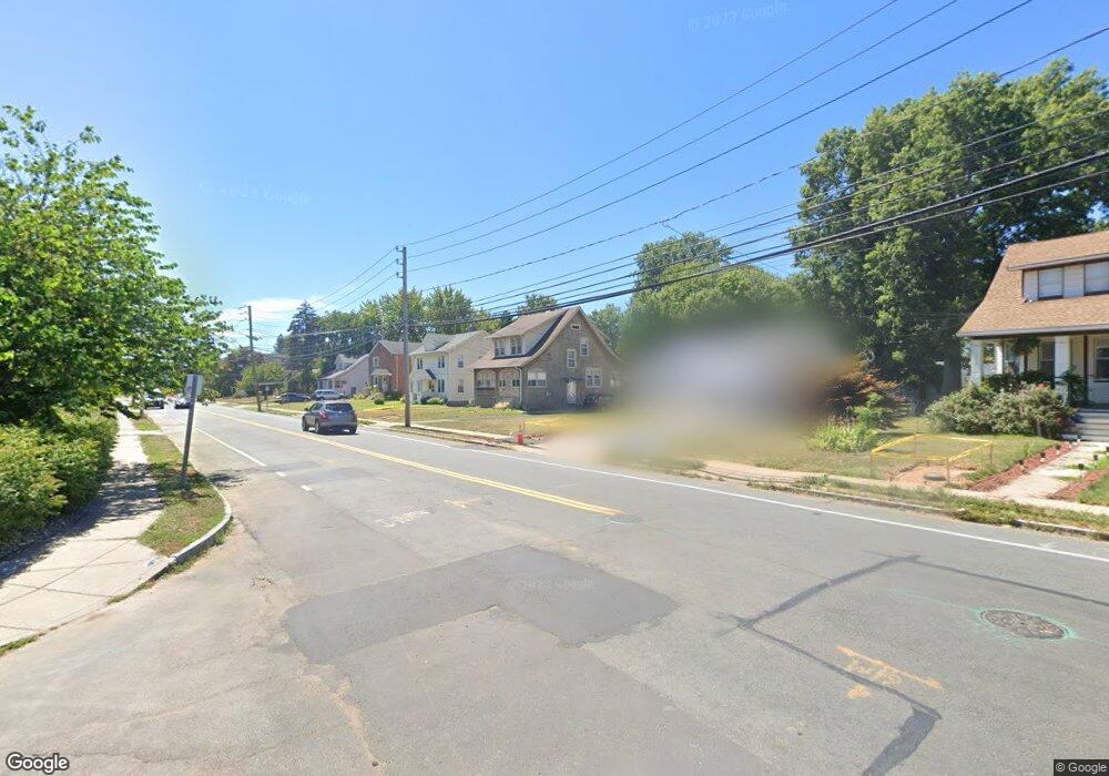 141 Newington Rd, West Hartford, CT 06110 - photo 1