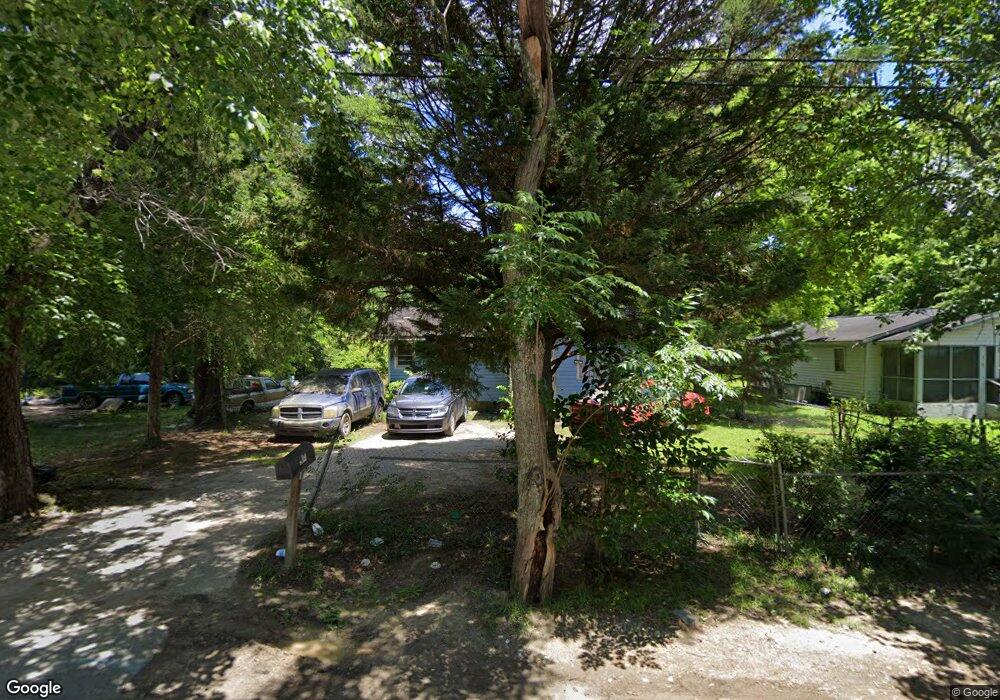 514 Gordon St, Camden, SC 29020 - photo 1