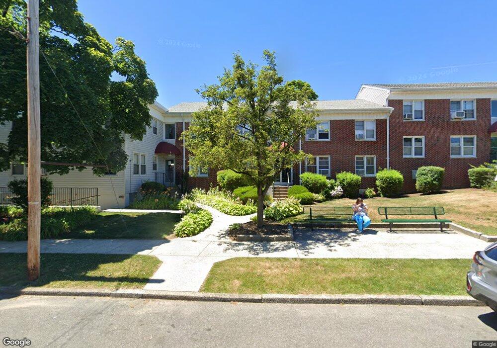 4 Burbank St unit 2A, Yonkers, NY 10710 - photo 1