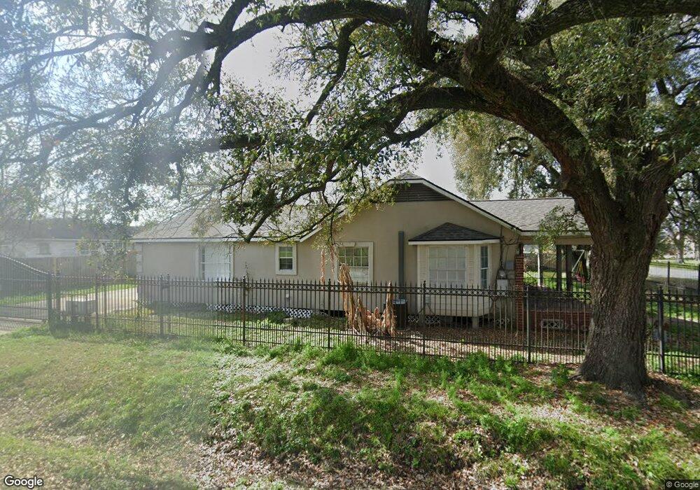 614 De Boll St, Houston, TX 77022 - photo 1