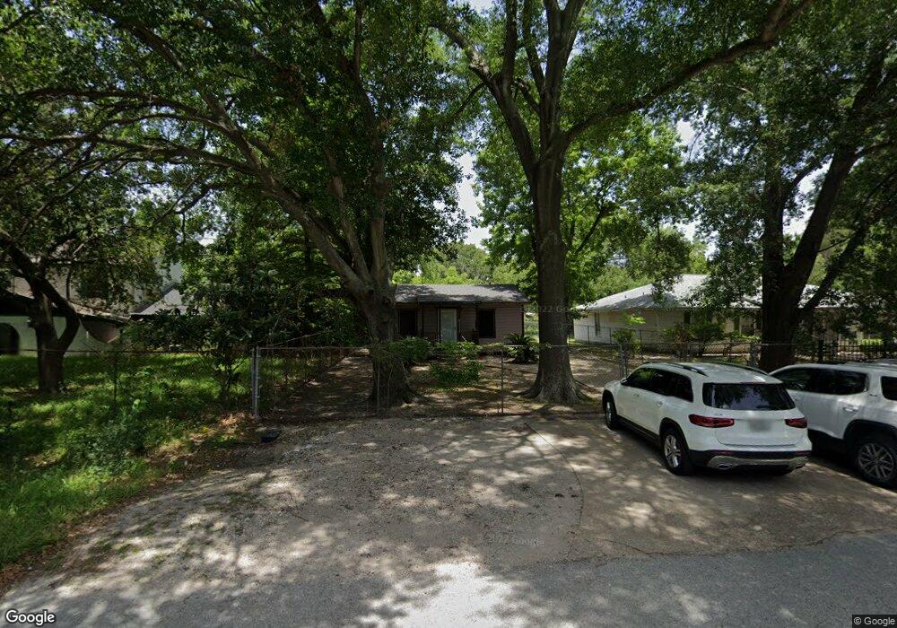 844 Junell St, Houston, TX 77088 - photo 1