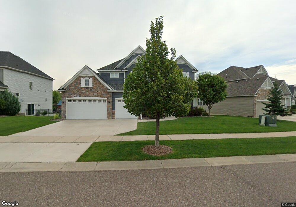 10088 Walnut Grove Ln N, Osseo, MN 55311 - photo 1