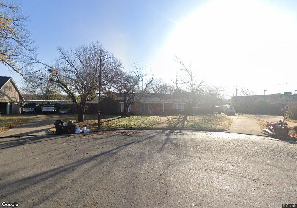 1512 Oak Creek Dr, Hurst, TX 76054 - photo 1